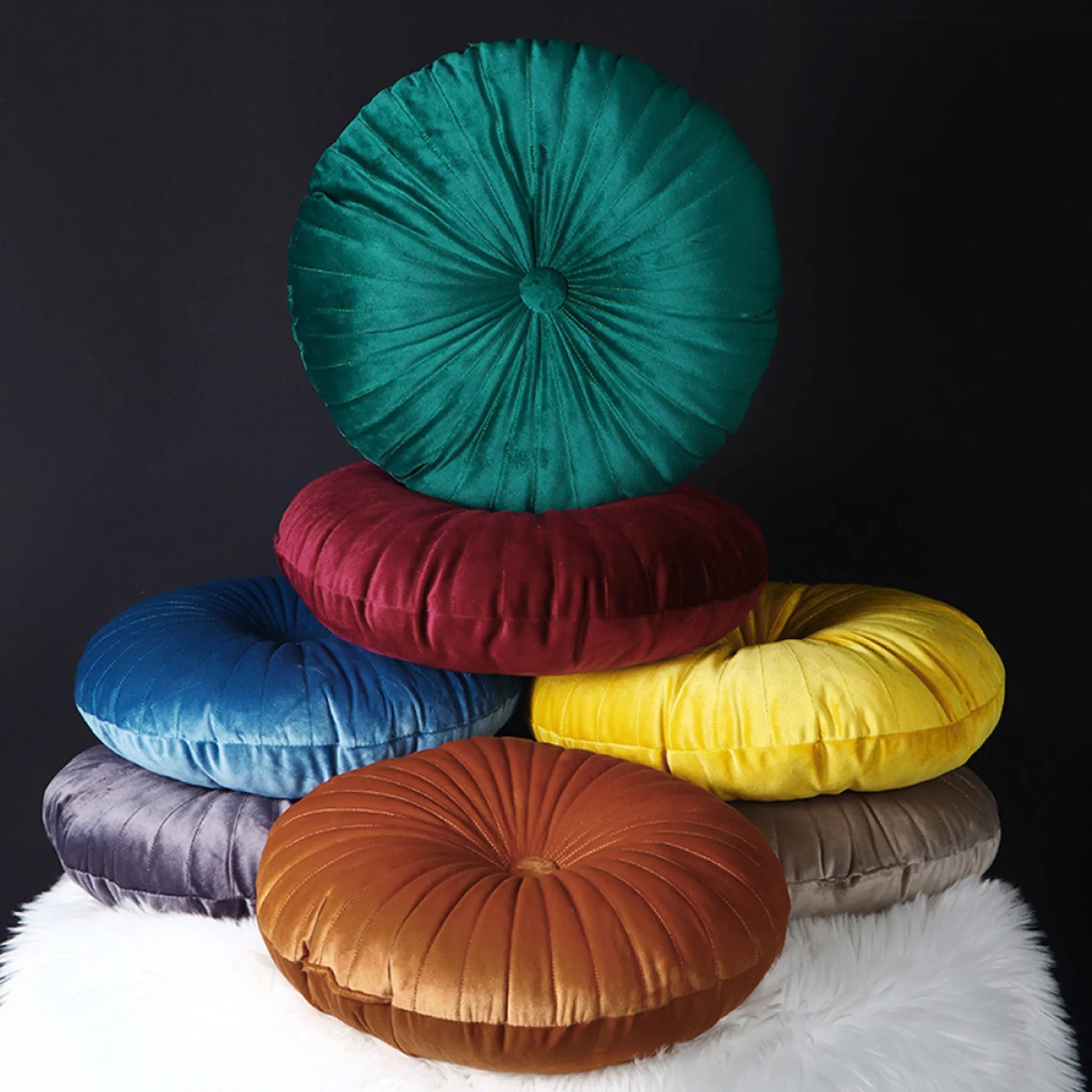 Rundes Kürbis-Wurfkissen – Dekokissen aus Samt, Ø 35 cm, für Sofa & Wohnzimmer