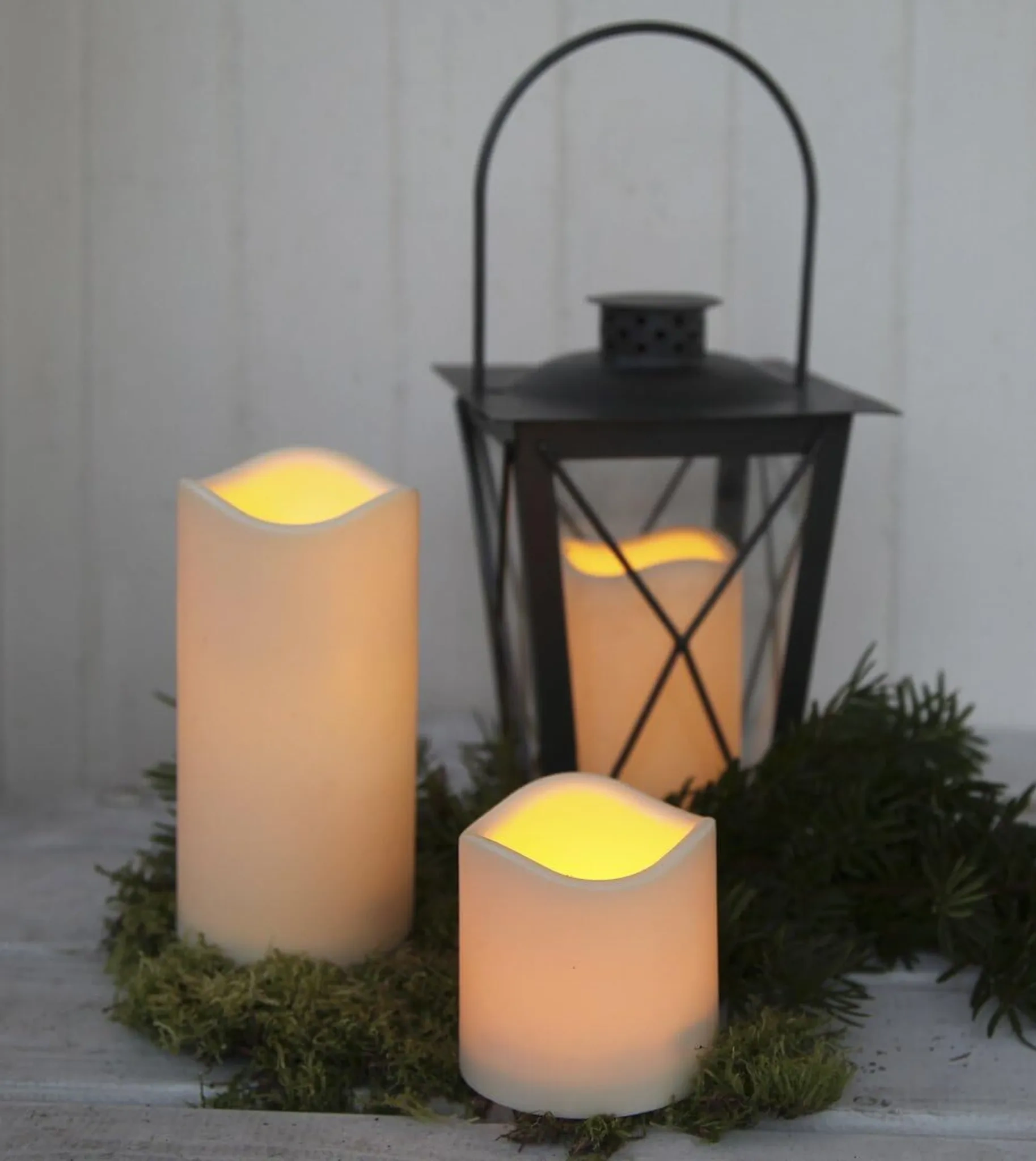 Cepewa LED Kerzen 3er Set Outdoor – Elfenbeinfarben, flackernd, mit Timerfunktion